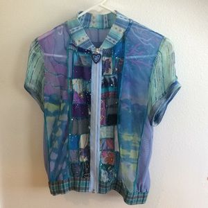 Adorable Paul Ropp colorful top